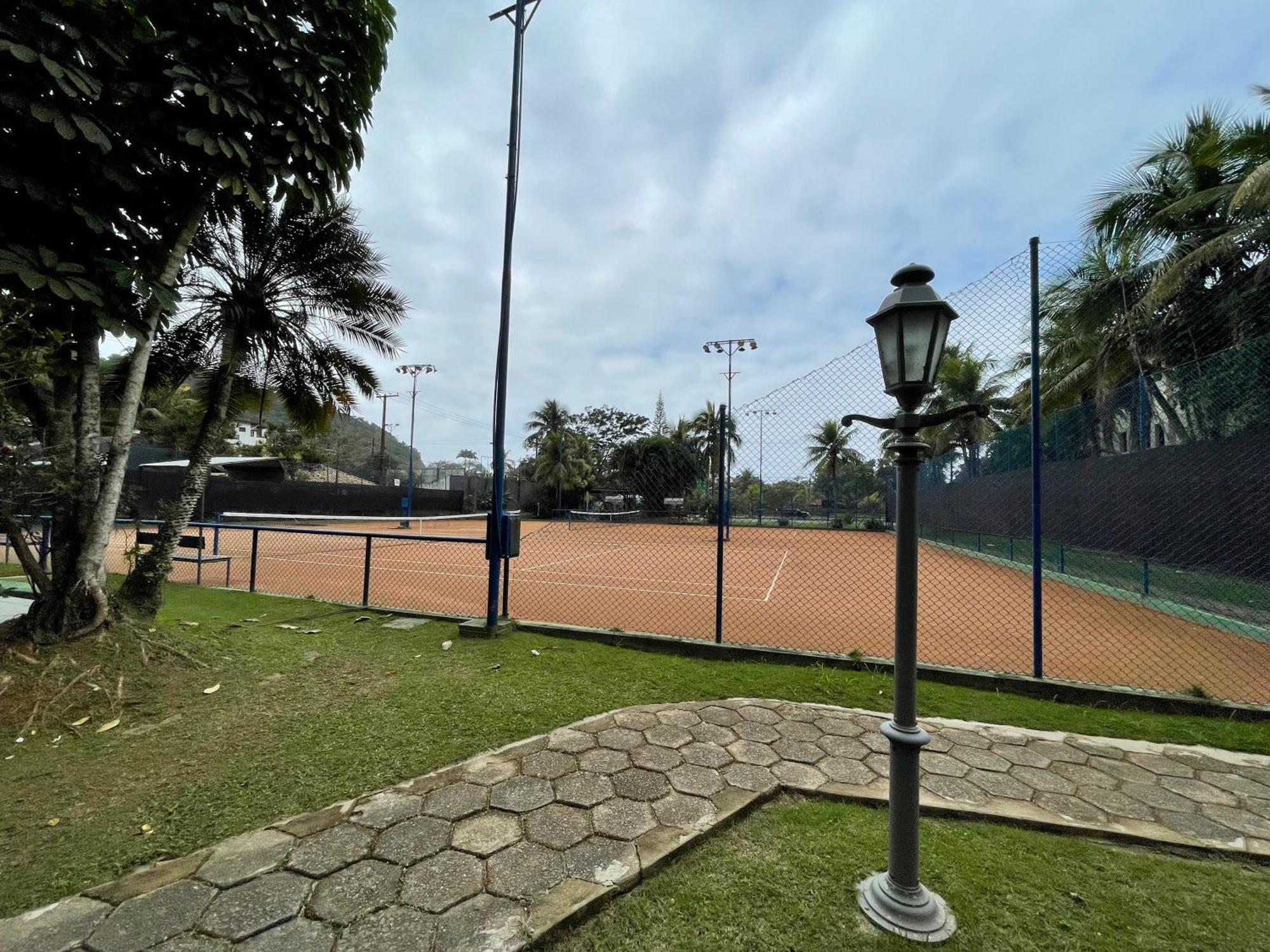 Condominio Wembley Tenis Praia Das Toninhas J406 Убатуба Экстерьер фото